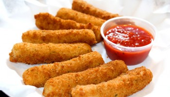 MOZZARELLA STICKS à partir de
